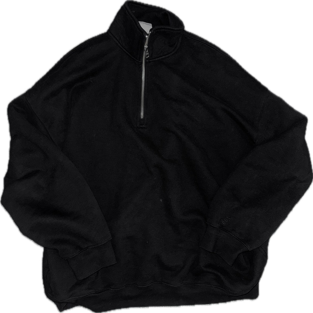 Aritzia TNA Quarter-Zip Sweatshirt